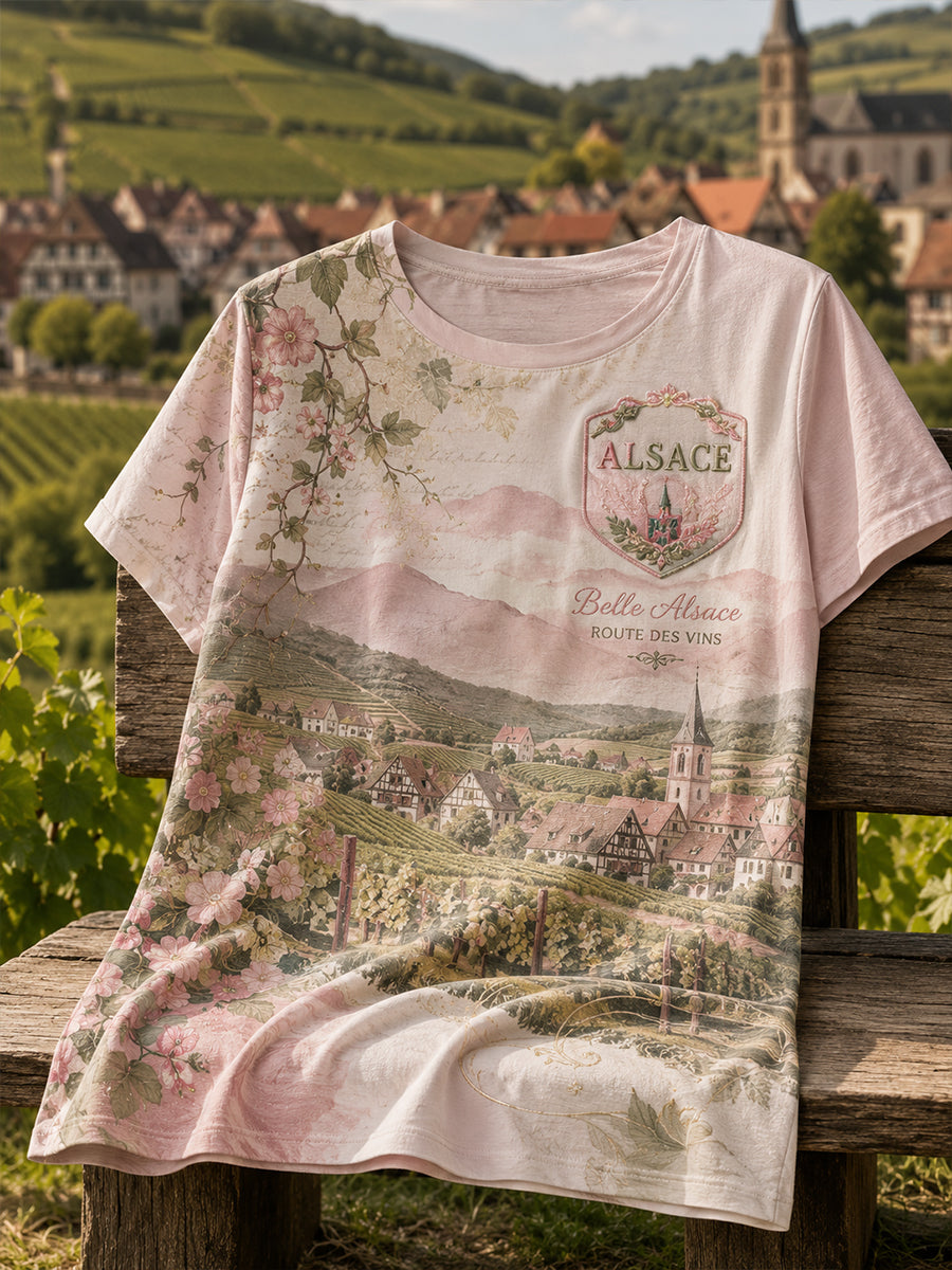 T-shirt graphique pour femmes aux motifs de paysages d'Alsace, en français
