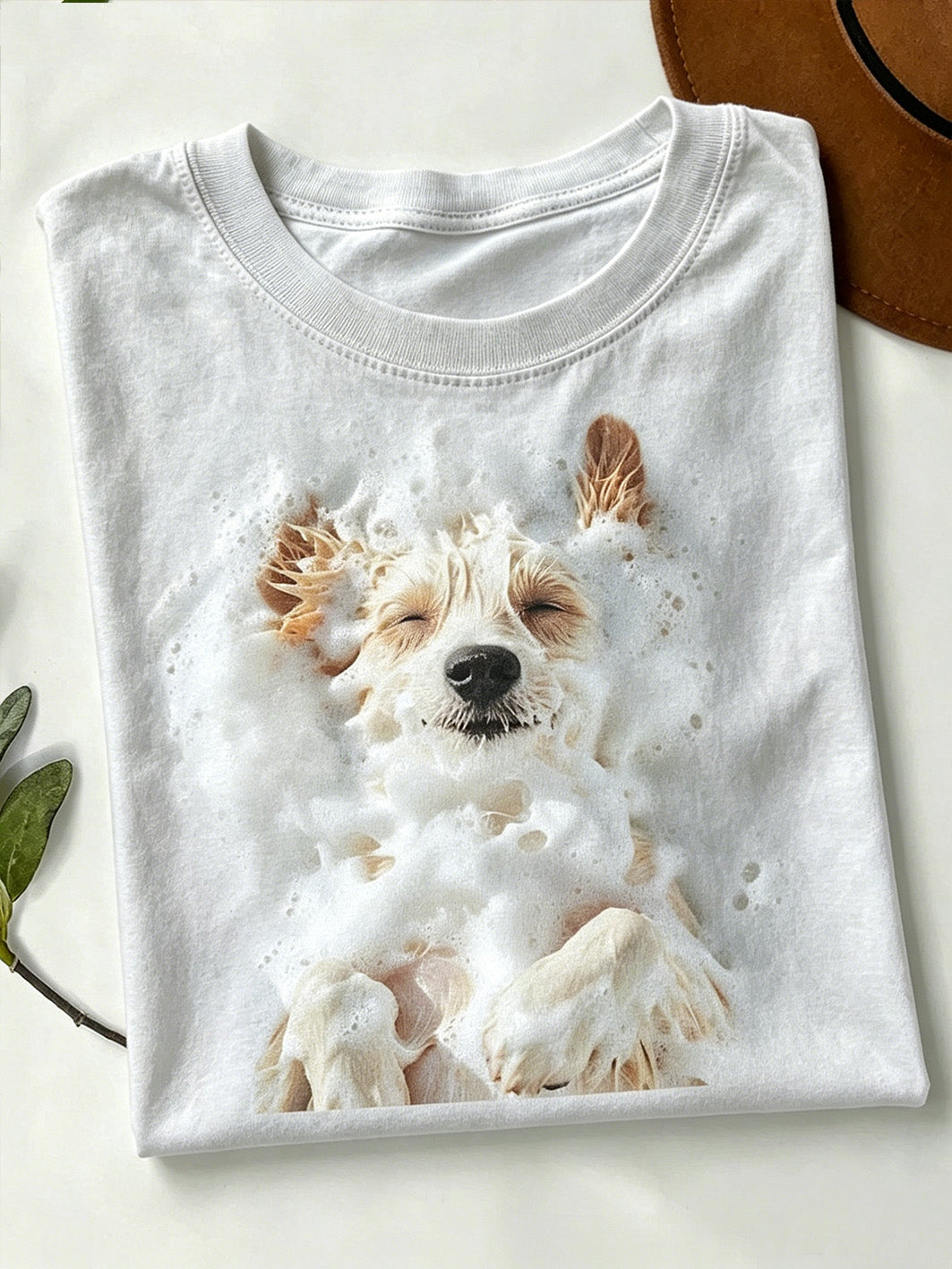 T-shirt femme à manches courtes imprimé motif chien mignon