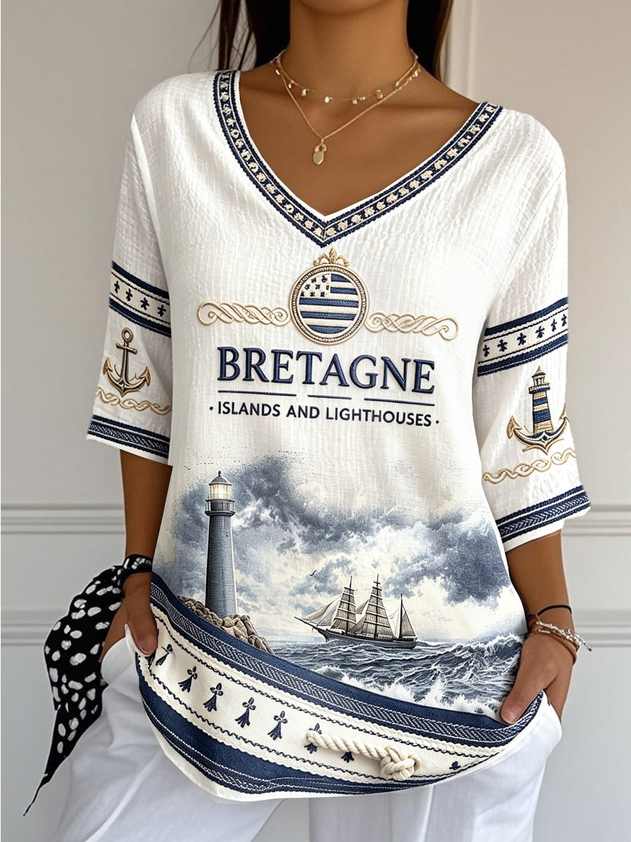 T-shirt femme léger en coton-lin, col en V, motif nautique avec phare de Bretagne, France