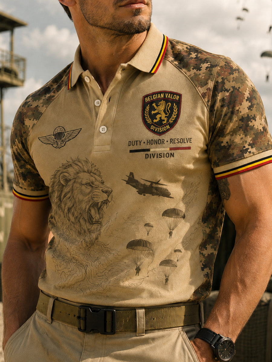 Polo homme à manches courtes au motif vintage de style militaire