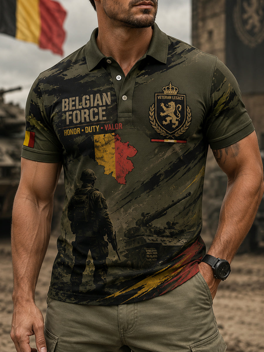 Polo à manches courtes pour homme, orné de motifs vintage camouflage et d’inspiration militaire