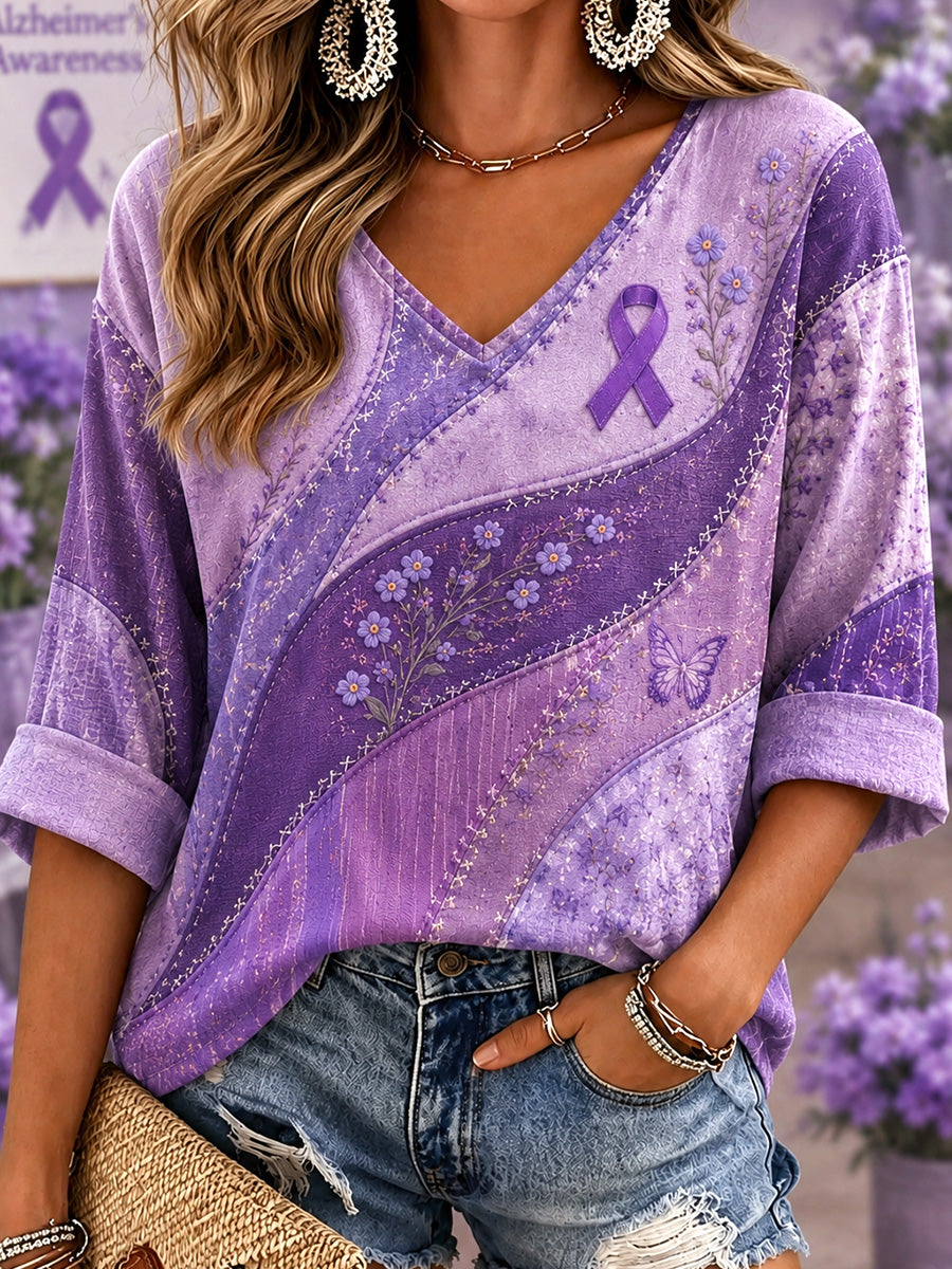 T-shirt à col en V violet imprimé floral et papillon pour femmes Alzheimer's Awareness Support
