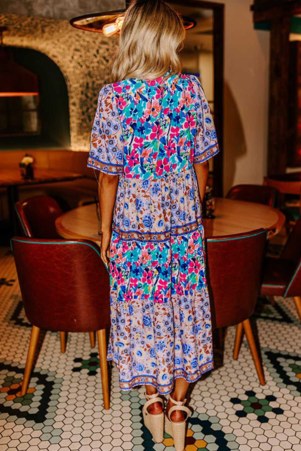Robe bleu ciel à imprimé floral mixte manches courtes et col fendu à nouer