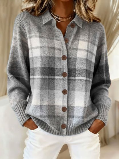 L'art d'automne des femmes a imprimé des hauts occasionnels