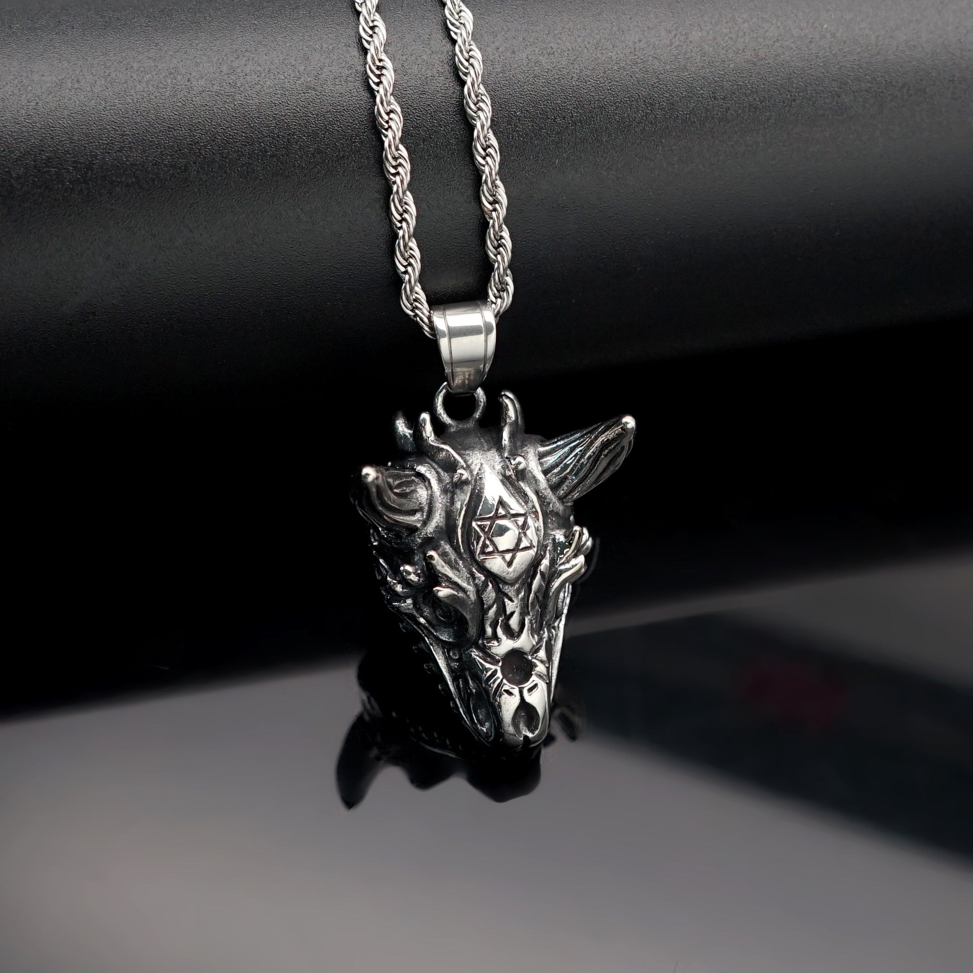 Pendentif Animal Tête de Mouton avec Crâne Personnalisé Acier Accessoires