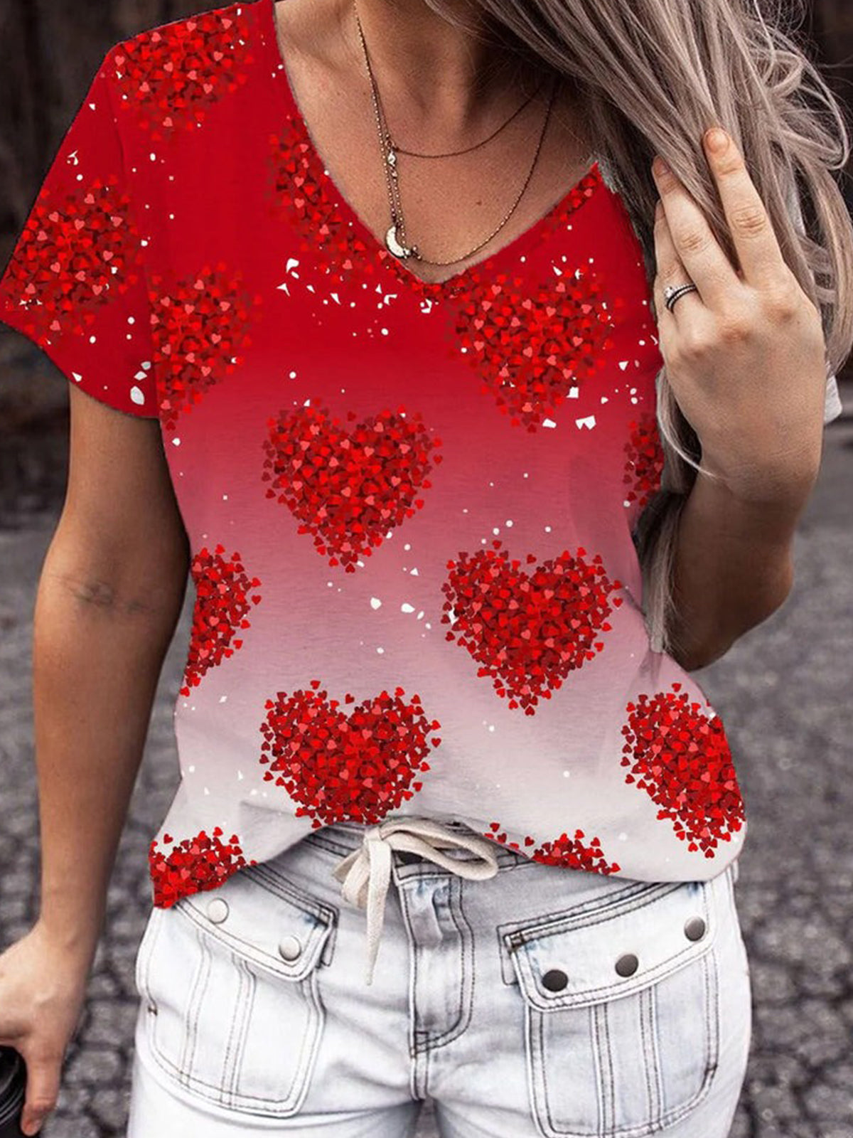 Valentine’s Day Gradient Heart Glitter V-Neck Short Sleeve T-Shirt As Picture / S Saint Valentin