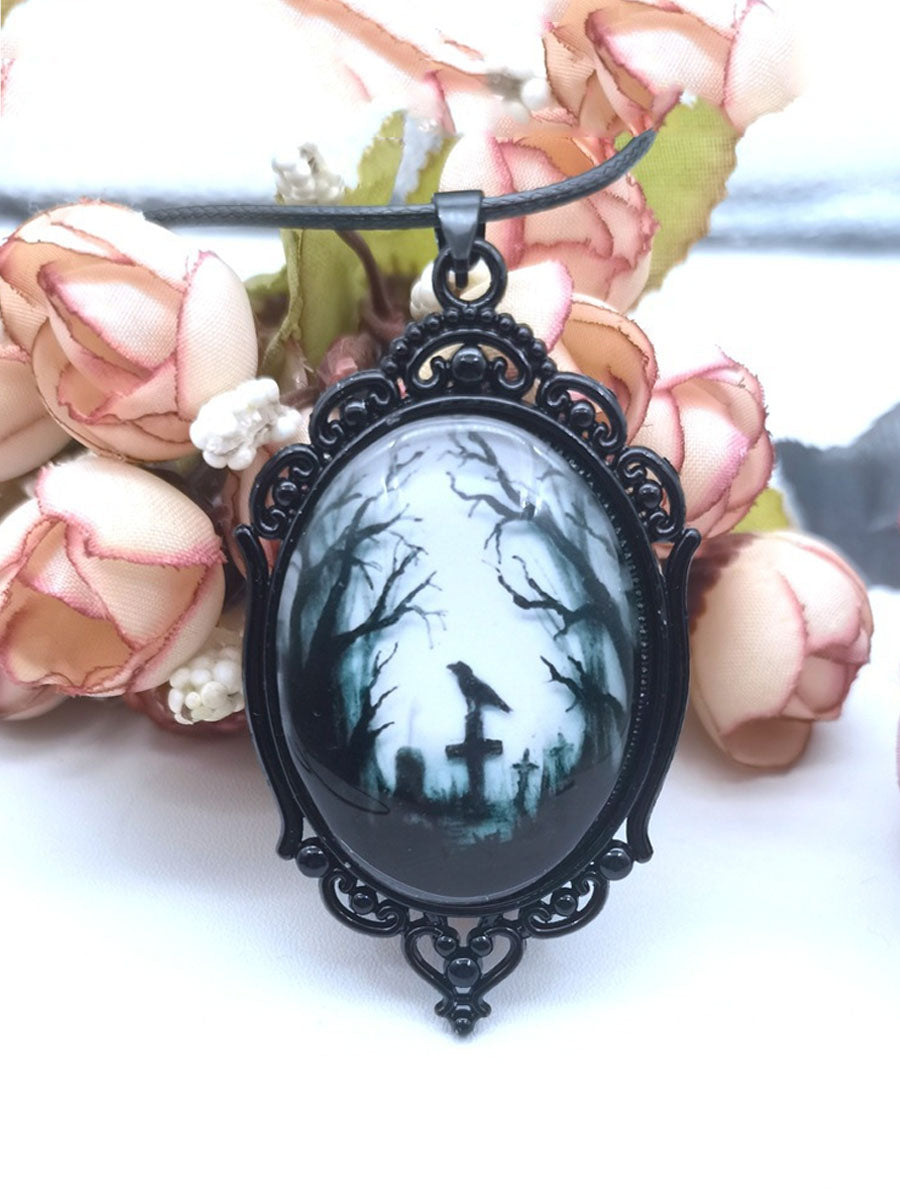 Collier Pendentif Croix de Corbeau Gothique en Verre Blanc Accessoires