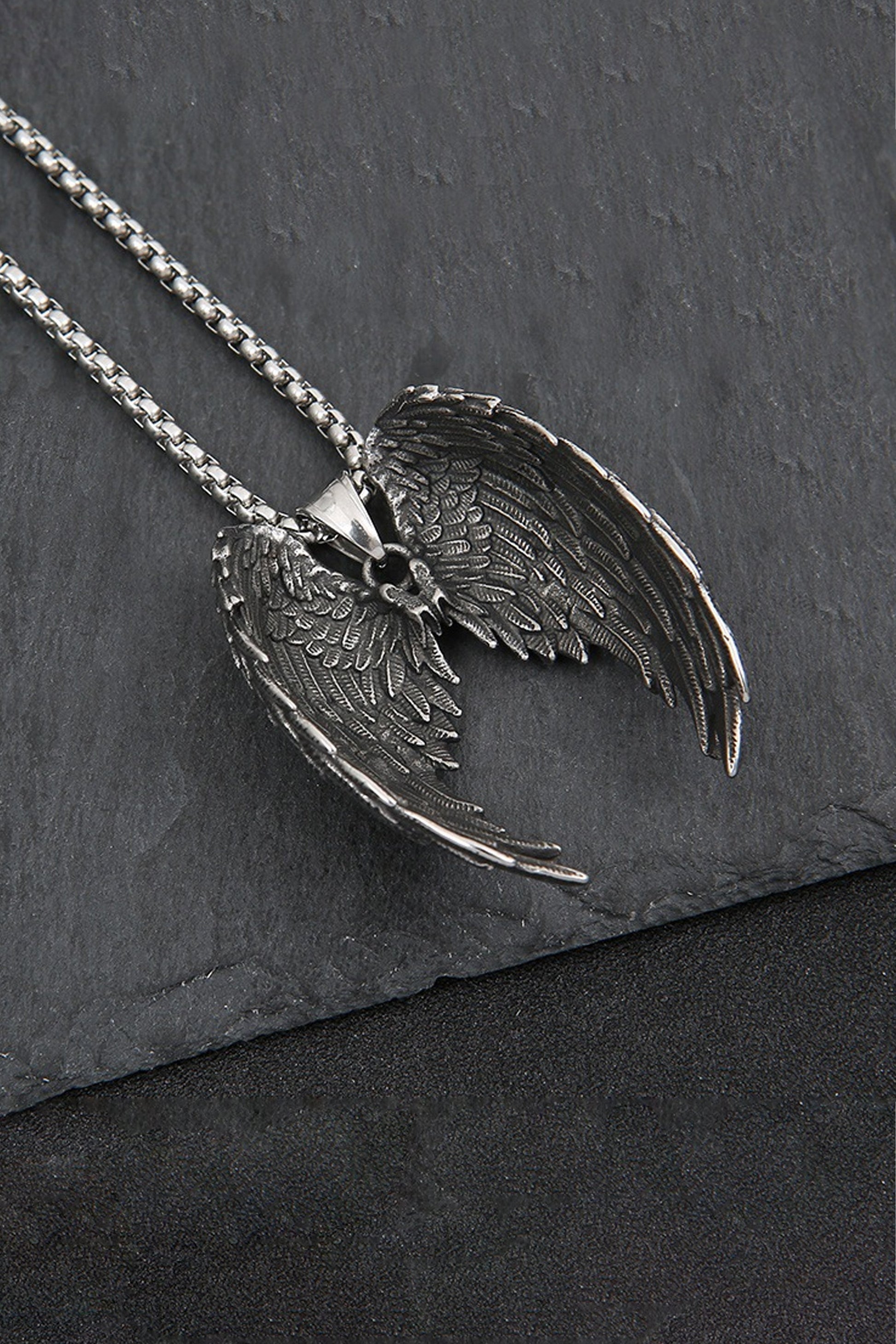 Collier Pendentif Ailes d’Ange en Plumes Vintage Sexy en Acier Titane Acier Accessoires