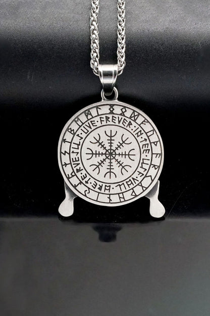 Bijou avec pendentif corbeau Acier Accessoires