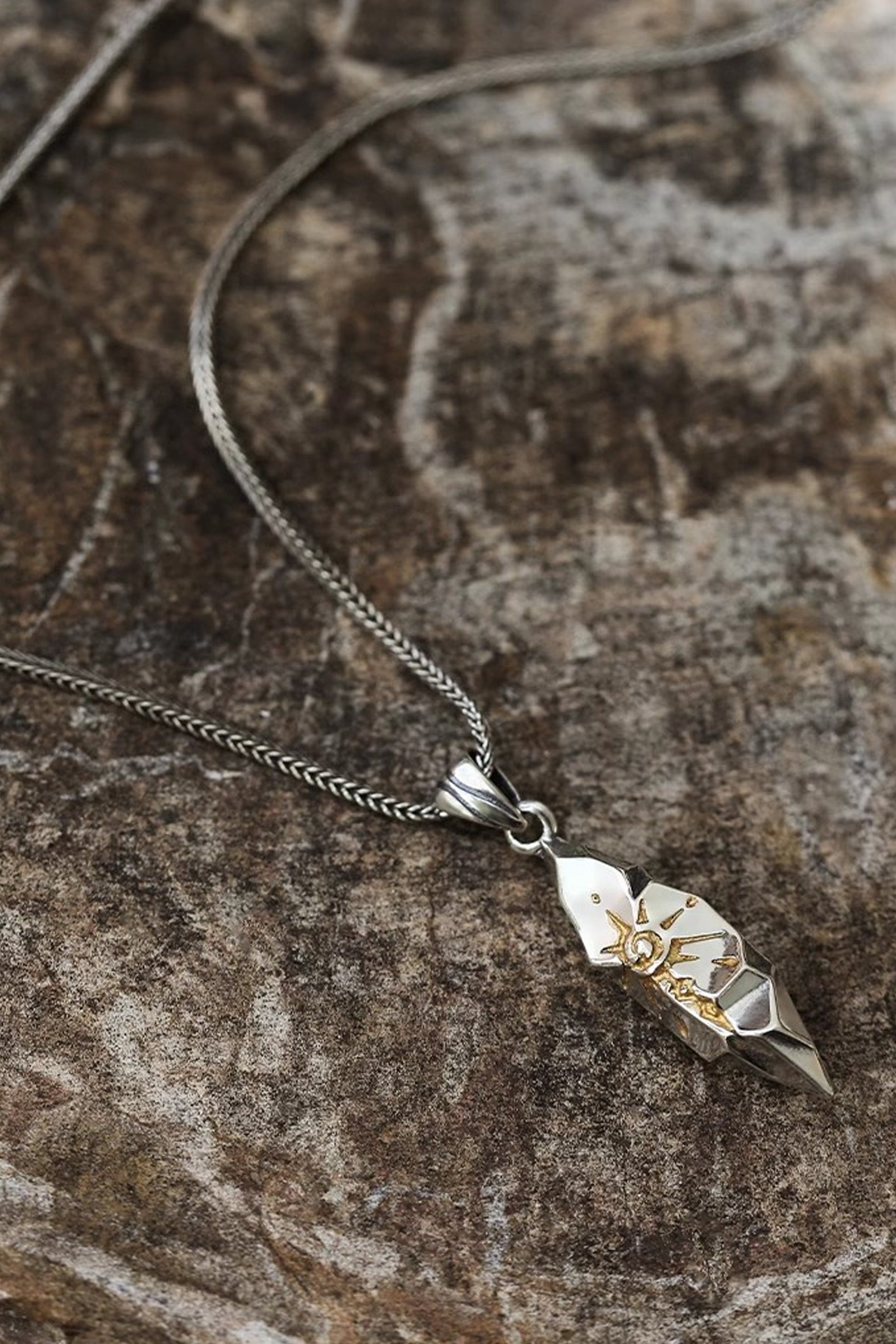 Collier vintage avec pierre de vœu Silver Accessoires