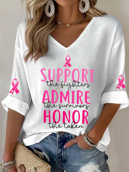 Soutien de la sensibilisation au cancer du sein des femmes Les combattants admirent les survivants honorent le T-shirt gaufré ruban rose pris