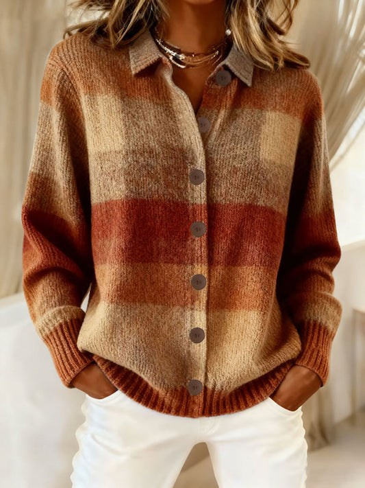 L'art d'automne des femmes a imprimé des hauts occasionnels