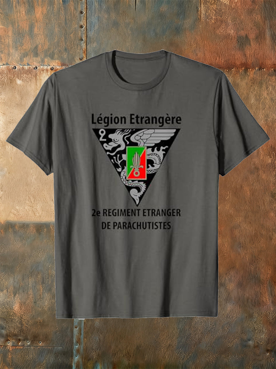 T-shirt homme avec imprimé d'inspiration militaire française.
