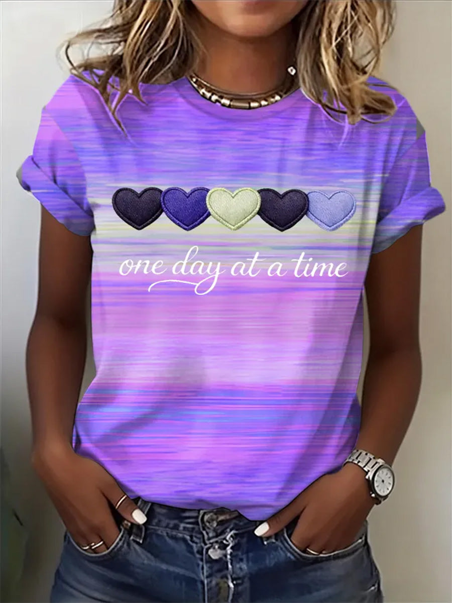 T-shirt imprimé de soutien à la sensibilisation à la maladie d’Alzheimer chez les femmes