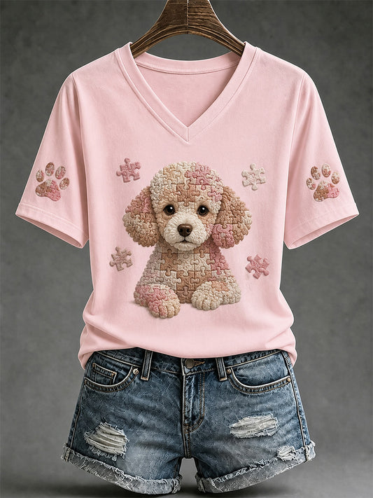 T-shirt col V pour femmes avec imprimé pièce de puzzle et chien