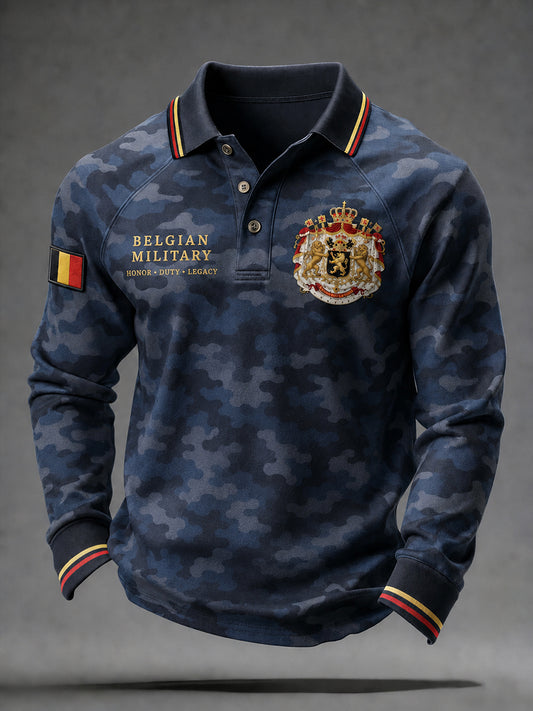 Polo homme à manches raglan et manches longues, orné d’un imprimé camouflage de style militaire