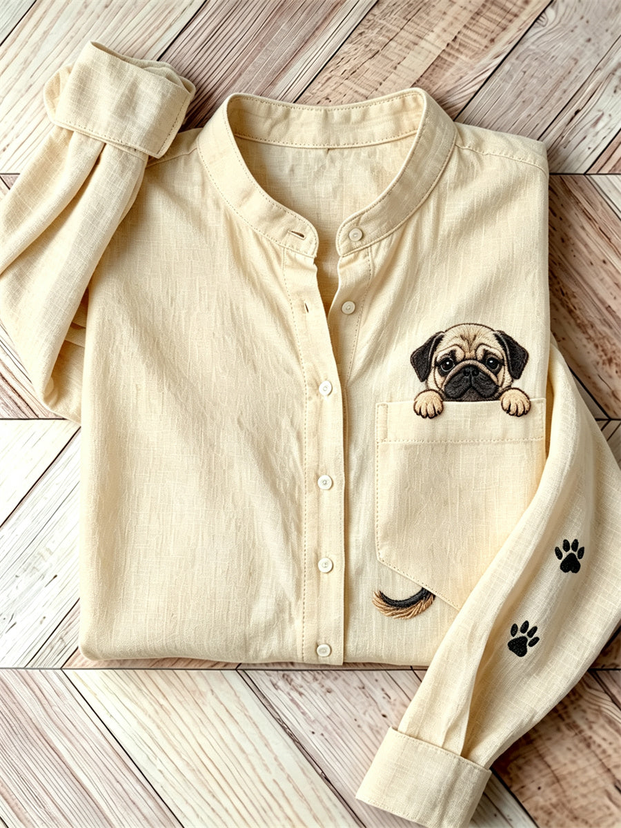 Lovely Peeking Pug Dog des femmes de la chemise d'impression de poche